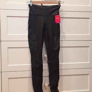 Faux leather Spanx. Size SX/TP. Never worn.